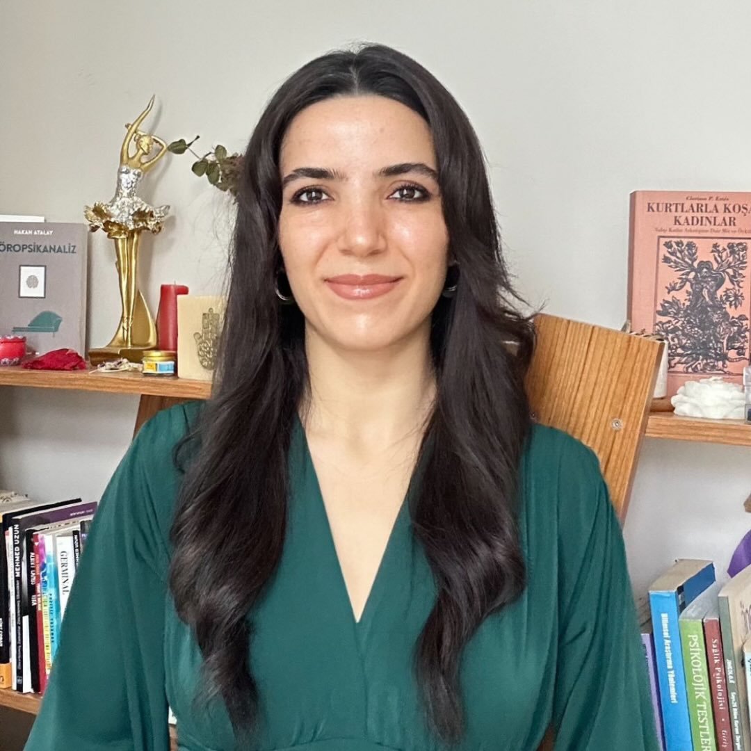 Psikoterapist Ebru Akkoyun